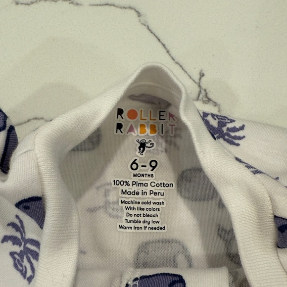 Roller Rabbit 6-9m pajama set - Picture 3 of 6